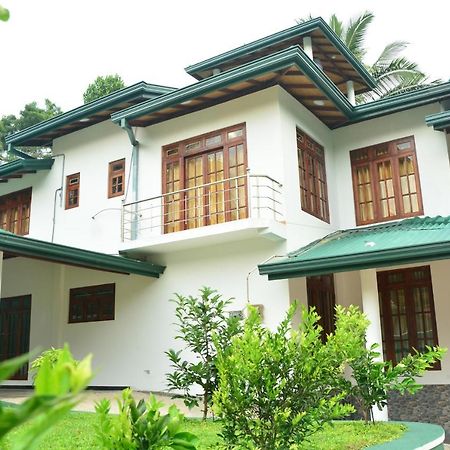 Seven Luck Palace Kandy Exterior foto